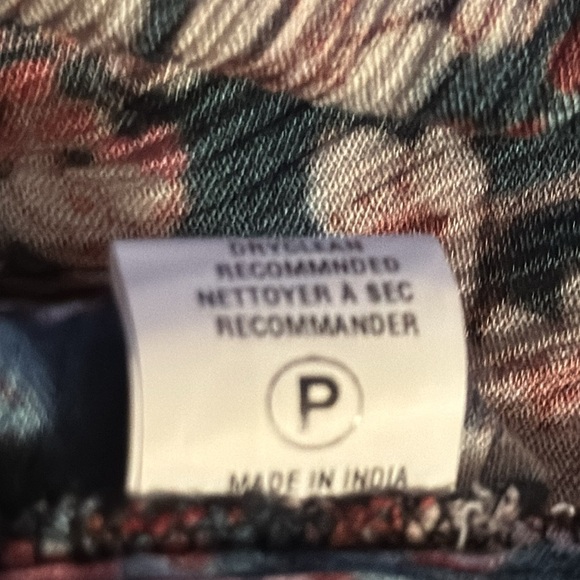 Blank London geo and floral print tunic top hi lo V ruffle neck boho Sz XS - Picture 11 of 11